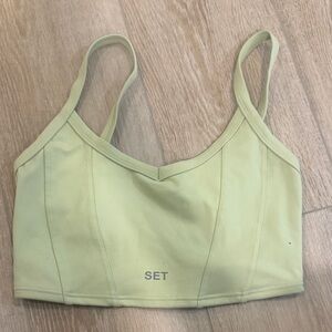 SET Active Light Green Tank Top